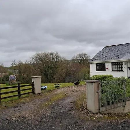 Artisthostel Letterkenny-2