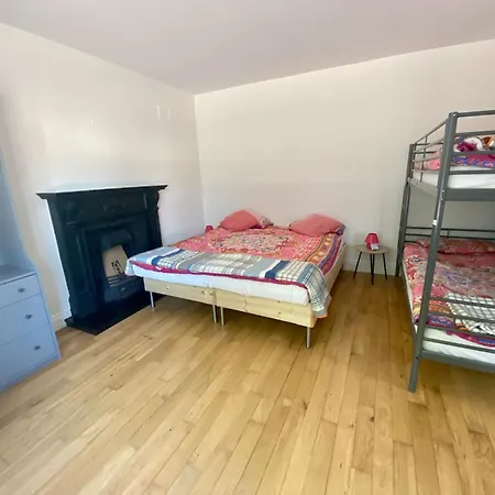 Artisthostel Letterkenny-3